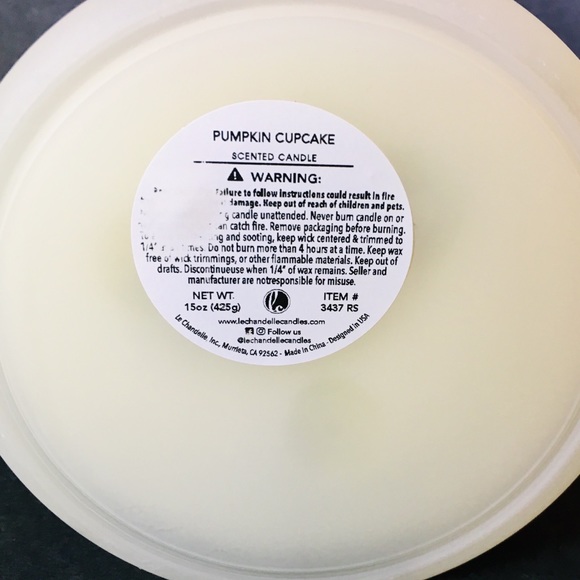 Hocus Pocus Halloween 3 Wick Candle Skull Rat - Picture 5 of 7